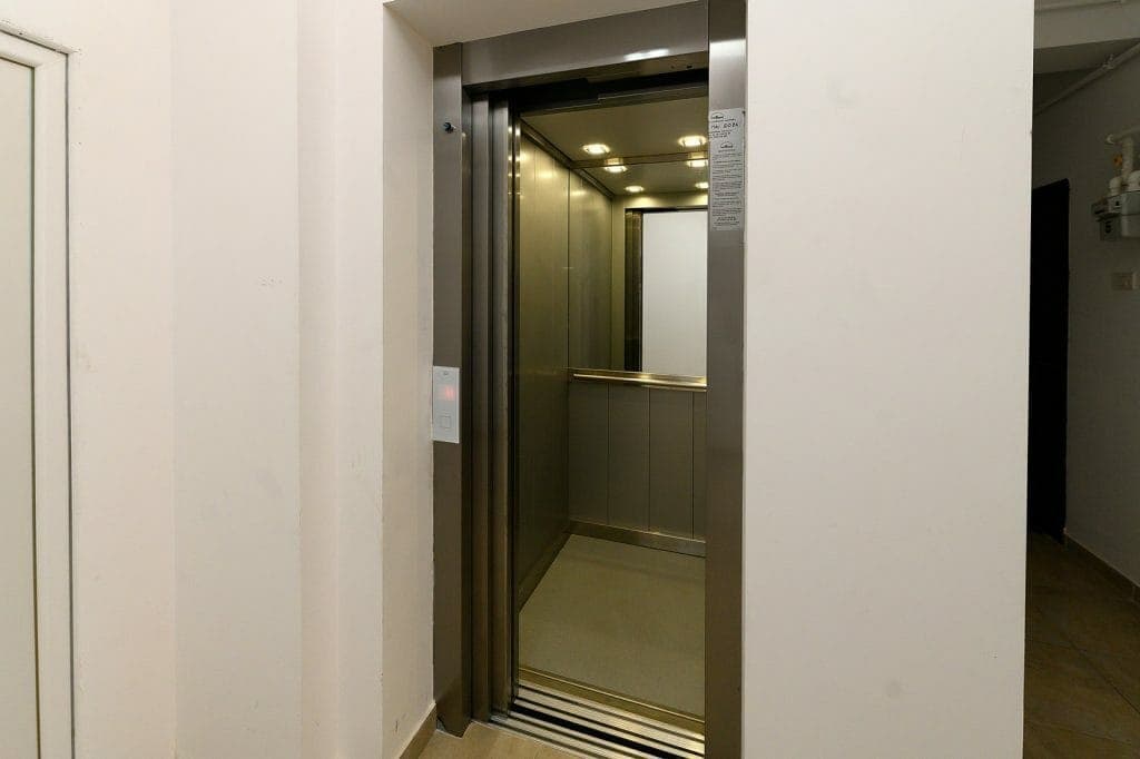 Garsonieră Titan Apartments — fotografia 8