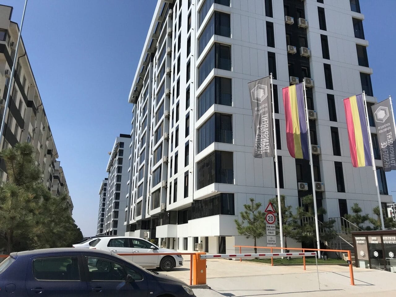 3 Camere Transparent Residence 3