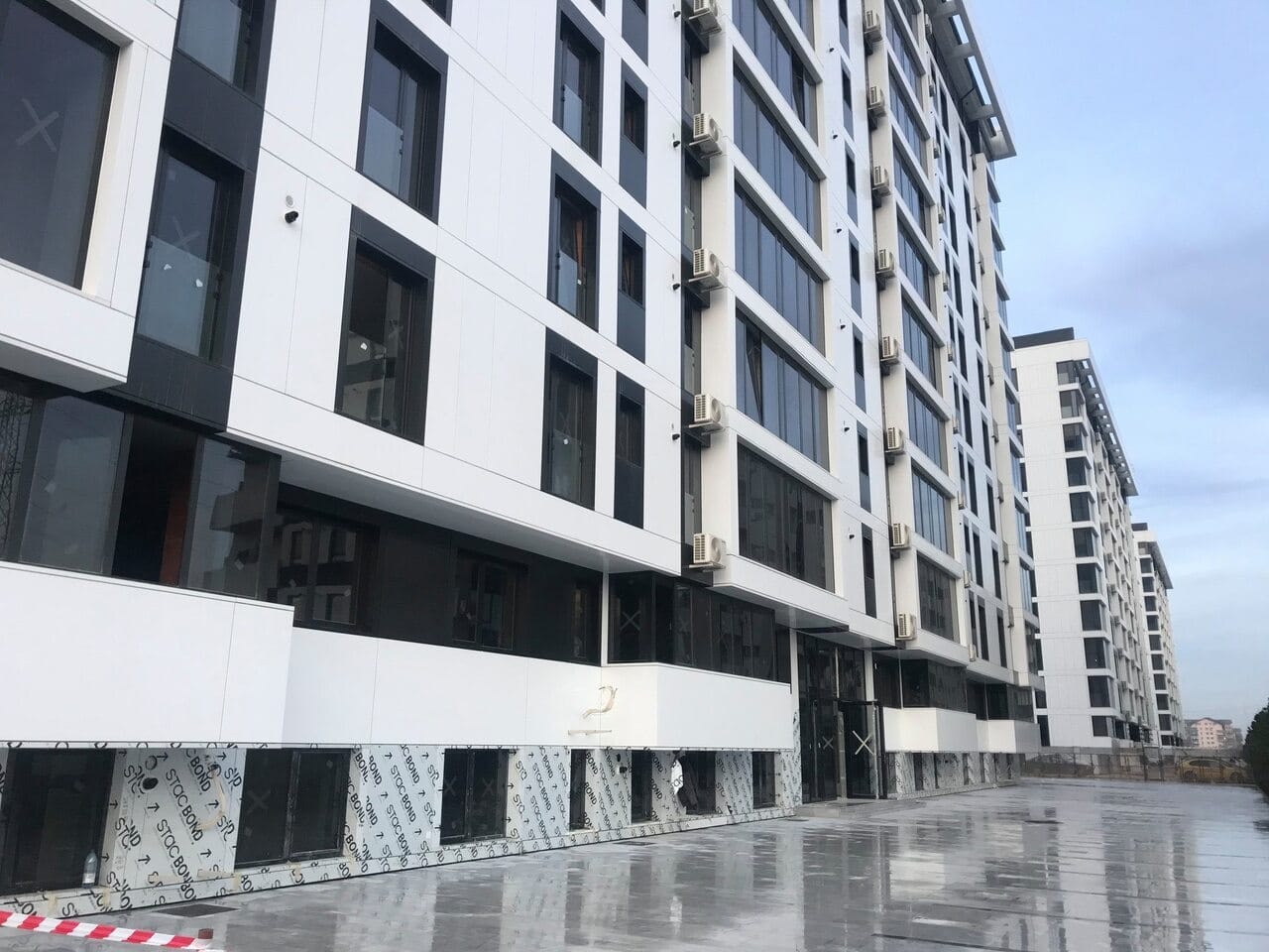3 Camere Transparent Residence 3